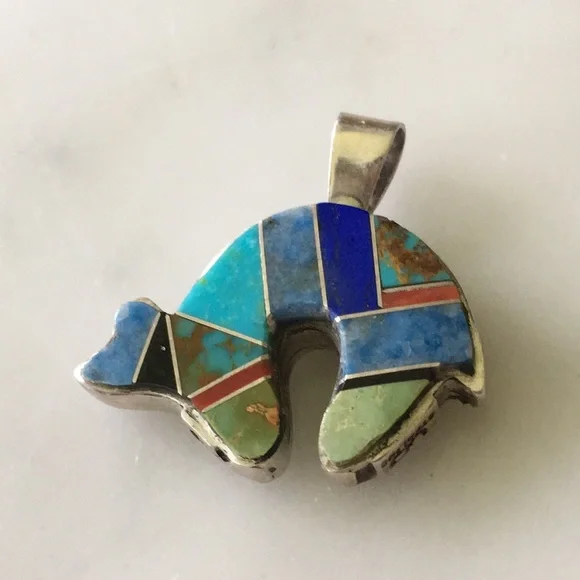 Vintage Charlie Bowie Reversible Bear and Kokopelli Navajo Pendant - Picture 14 of 15